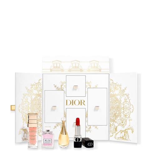 dior 30 montaigne miniature perfume gift set|Dior 30 montaigne 1 sunglasses.